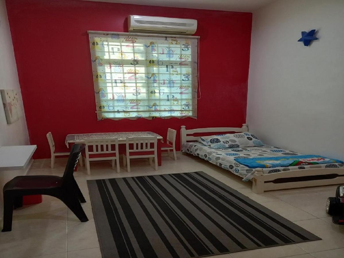 Bukit Baru Homestay Malacca エクステリア 写真